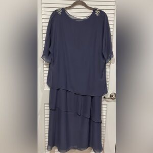 Tea-length “Mother of the Bride/Groom” Dress. Size 18, never worn.